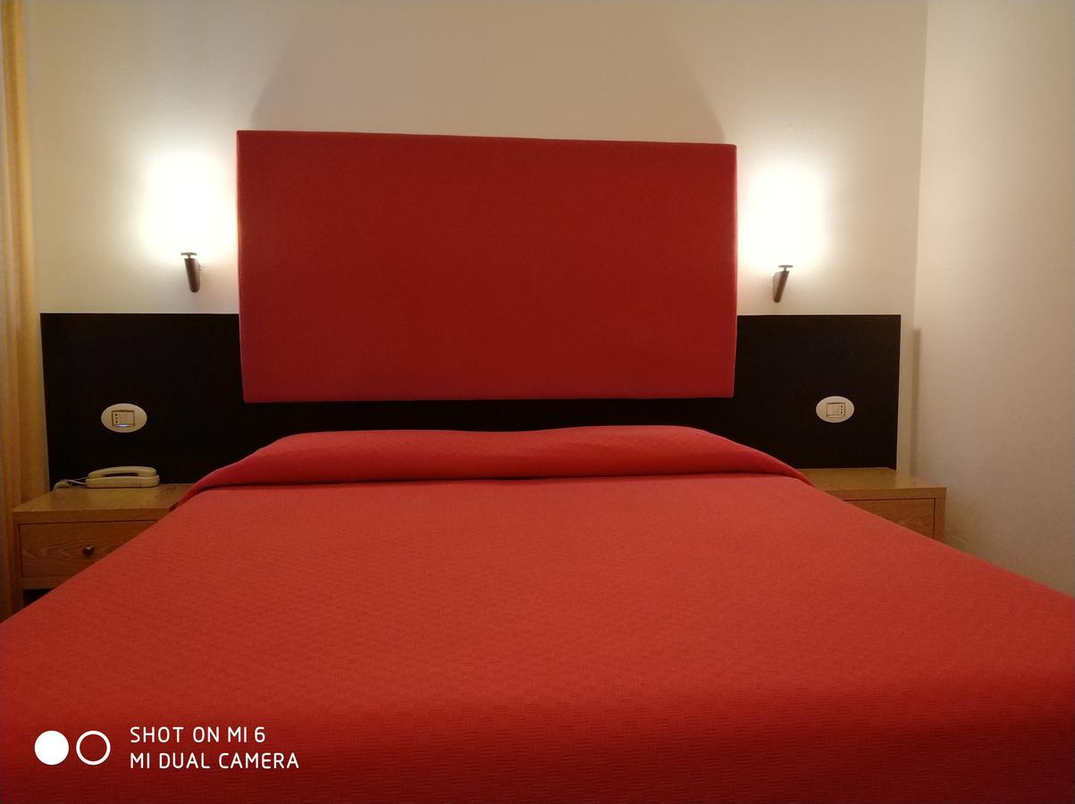 Hotel Barabba Quattro Castella Zewnętrze zdjęcie