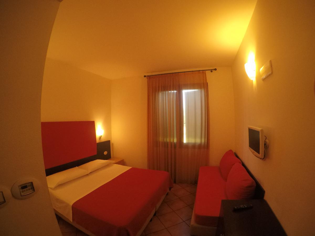 Hotel Barabba Quattro Castella Zewnętrze zdjęcie